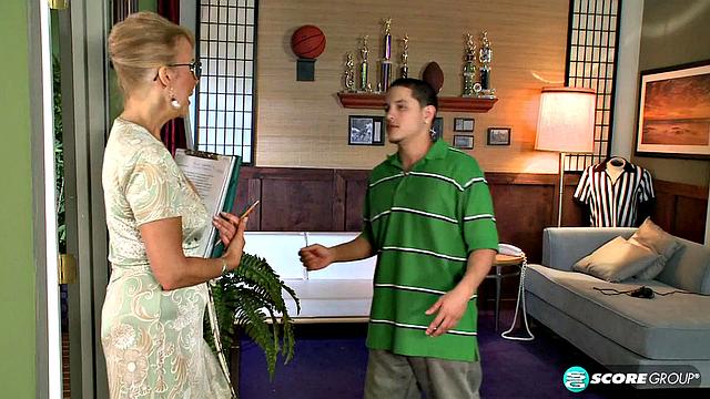 REMASTERED MONDAY! Erica Lauren gets her ass fucked by a big, cock