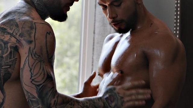 dude loves hard anal in missionary