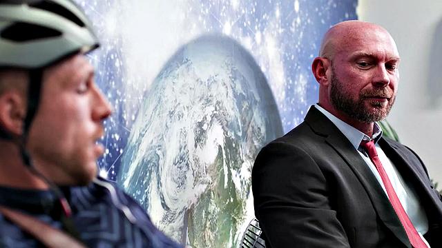 Athletic jock fucks DILF after 69 in public waiting room