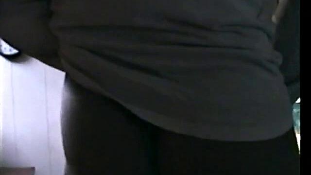 Гей-зрелище: наблюдаю, как зрелый Зак дрочит и заливает спермой экран!