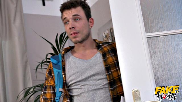 Anal Sex for College Strangers