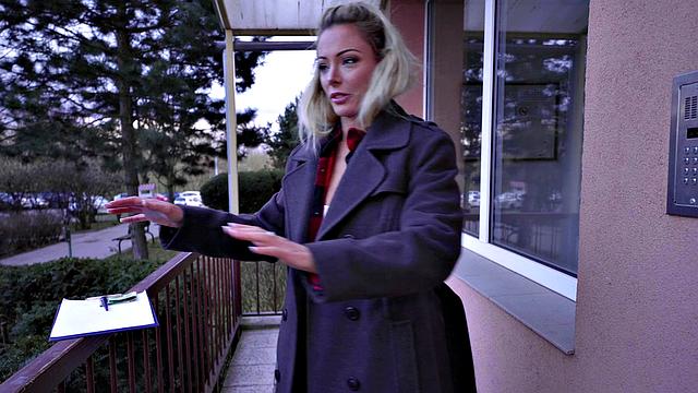 Blonde Ozzie Fucks to Save the Bush