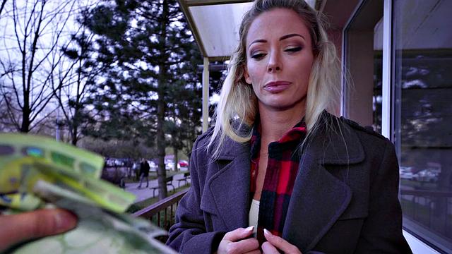 Blonde Ozzie Fucks to Save the Bush