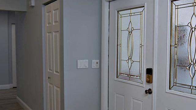 Sexy Latina Demi Diveena wants a married cock all to herself