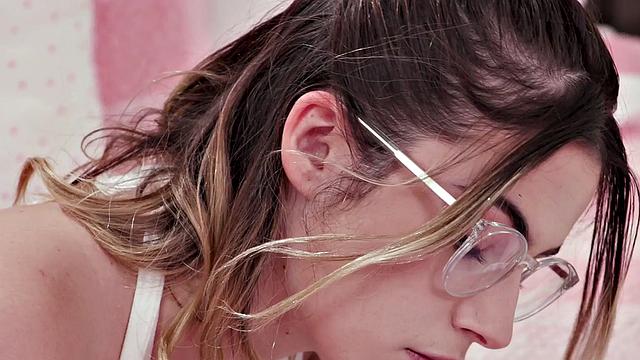 Hairybush babe smashed by lover