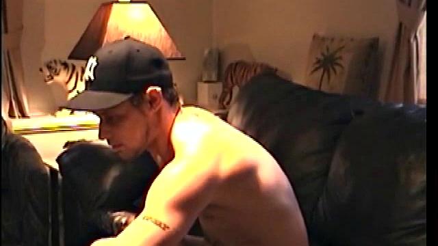 Straight Boy Gets Head