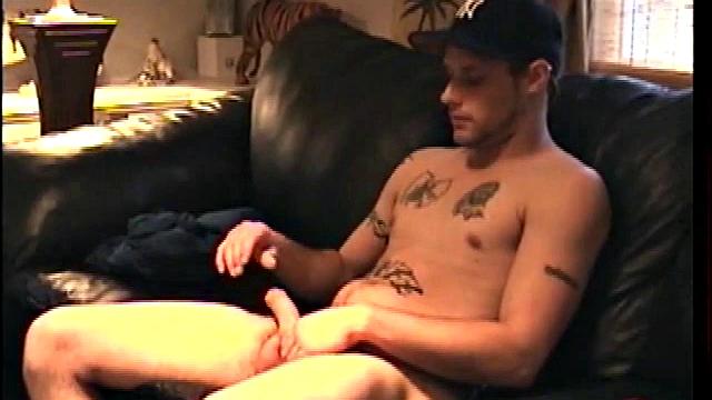 Straight Boy Gets Head