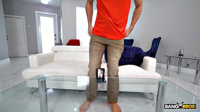 похотливая мачеха соблазнила пасынка и дала ему в задницу