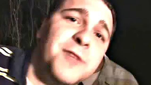 Petite college babe fucks amateur dick in reverse