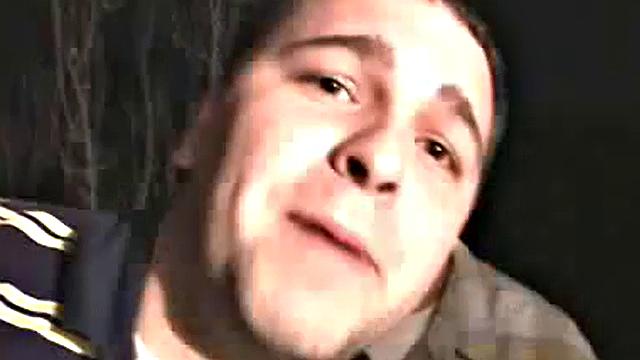 Petite college babe fucks amateur dick in reverse