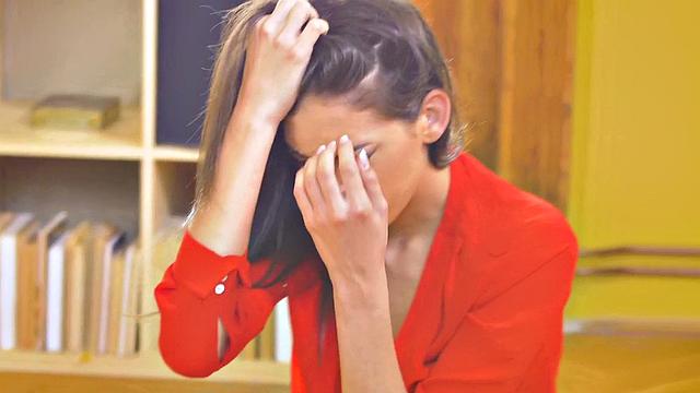 Secretary gets passionate massage from her boss