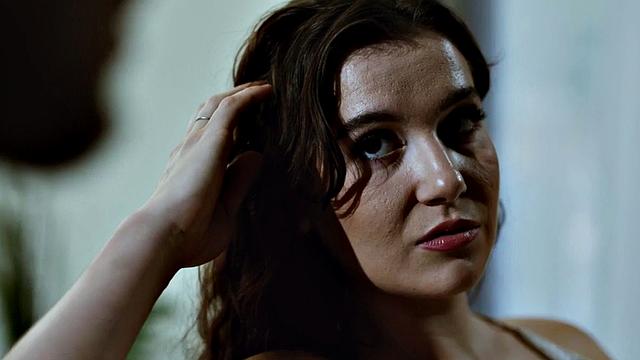 Hairypussy stepsis gets dose of stepbros cock in her wet muff