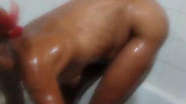 Watch these kinky PAWG and MILF from Houston get soaking wet in the bathtub