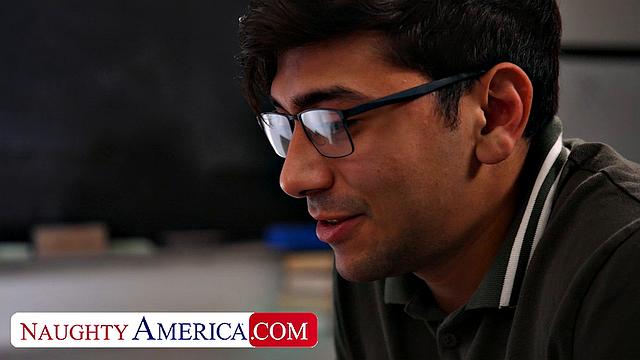 Sexy Professor Natalie Brooke spreads her wet for her favorite student