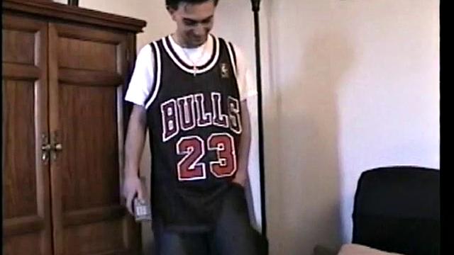 Shy Paulie Beats Off