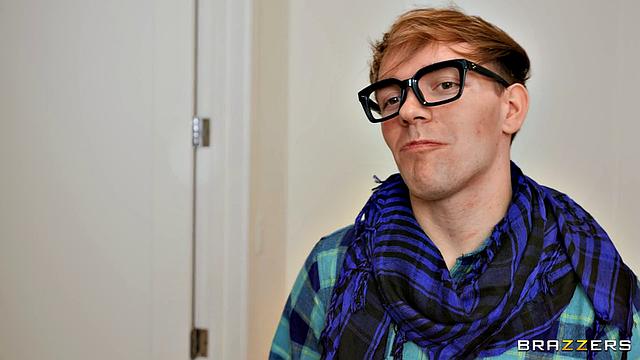 Ван и Лекси учат хипстеров, как надо трахаться на деле, а Джошуа с Кайли теряются в телефонах и своих желаниях.