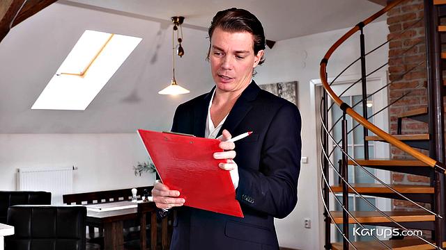Фрея Ди скачет на члене и получает жёсткий кремпай