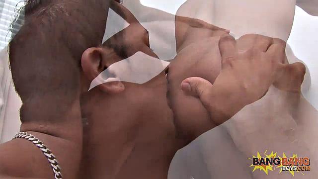 Marcello Mastro Bangs Sandro