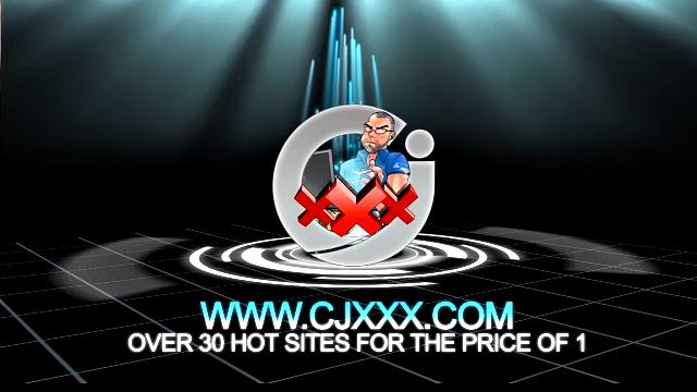 тони сосёт у парня и кончает