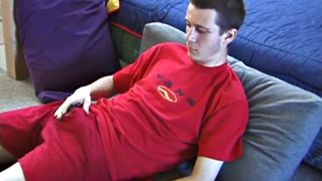 Enjoy as young Derek lets us watch him strip naked and jack off. On the floor and leaning against the bed, he takes out his dick and starts stroking. After a nice long jerk off show, this young man pumps out a respectable load of warm cum.