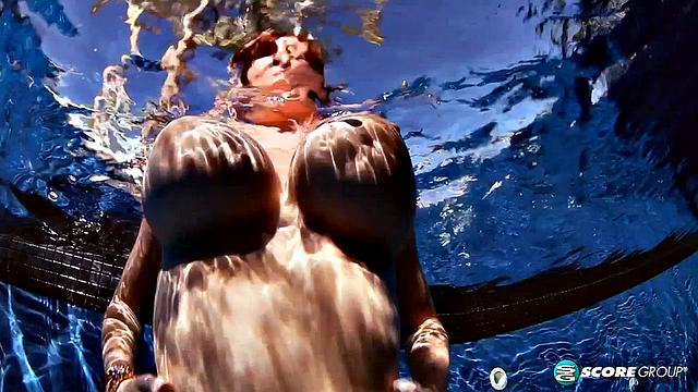 Big Tit Skinny Dip with Lana Ivans & Valory Irene