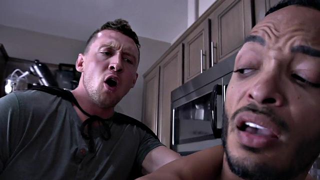 Magician barebacking ebony in kitchen session