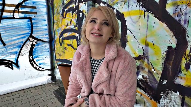 Public nympho blonde slut drilled in her big ass in her room