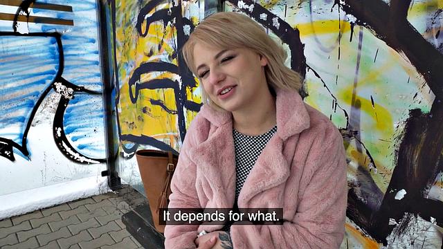 Public nympho blonde slut drilled in her big ass in her room