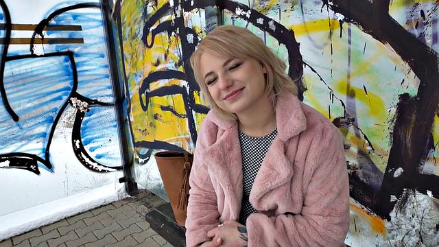 Public nympho blonde slut drilled in her big ass in her room