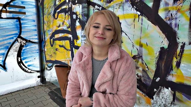 Public nympho blonde slut drilled in her big ass in her room