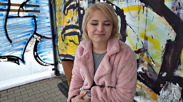 Public nympho blonde slut drilled in her big ass in her room