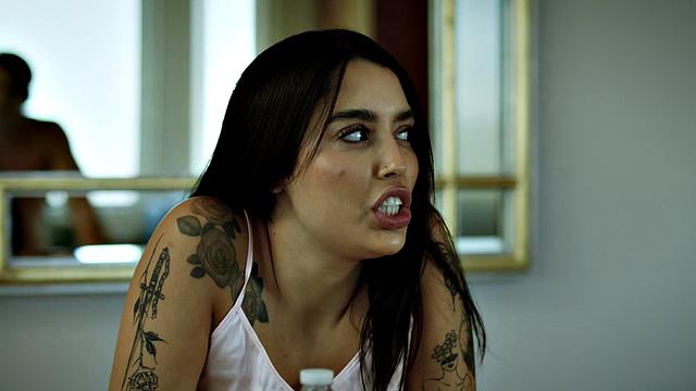 Inked bigbooty babe pussyfucked by BF for apology