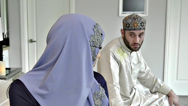 Childbearing Hijab Hips