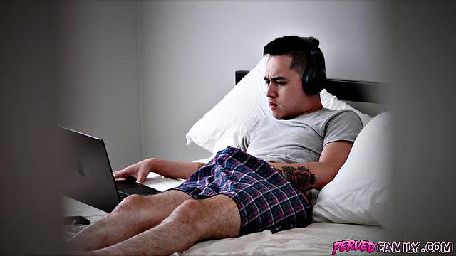 Juan! Are you masturbating!?