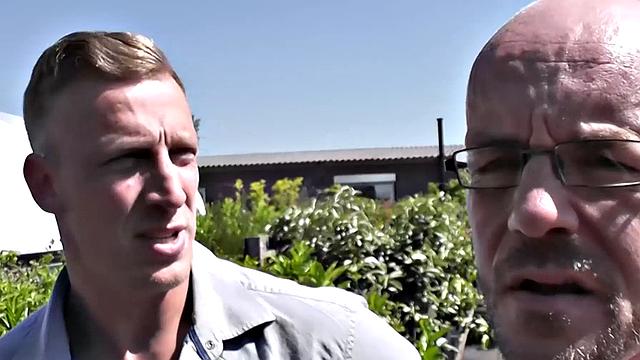 Inked mature skank fucking two dicks