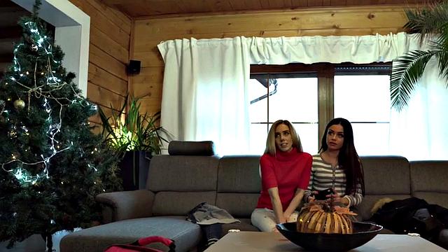 Cockhungry hostel babes sharing roommate's cock in threesome