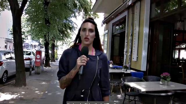 поездка в берлин - она предпочитает сосать, а не экскурсии