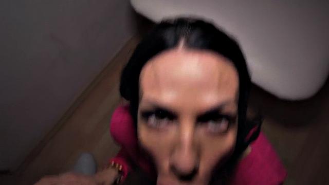 Picked up babe facefucked and pussypounded for cash