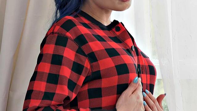 Big Tits Babe Loves Deepthroating and Riding Stiff Cock For Morning