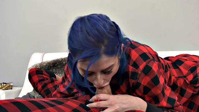 Big Tits Babe Loves Deepthroating and Riding Stiff Cock For Morning