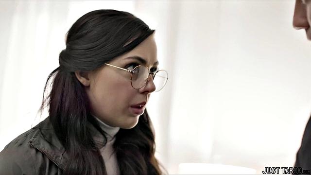 Ухожу из секты - попала в члены к Деррику Пирсу, Витни Райт не пожалела! 