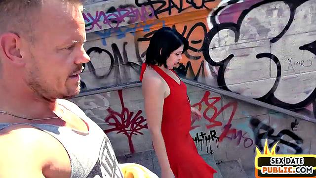 Big public babe analdrilled outdoors