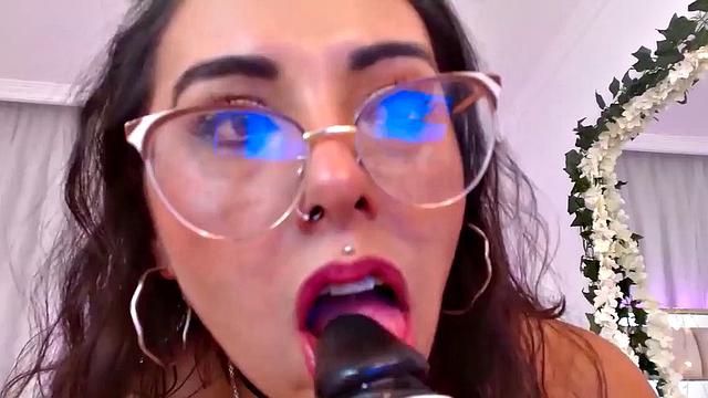 Busty wife feeling slutty