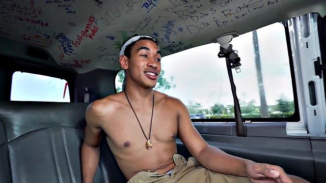 Pulled Asian stud goes gay in van with muscled hunk