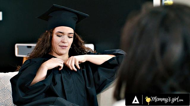 MOMMY'S GIRL - Gorgeous Victoria Voxxxs Pics By MILF Sinn Sage Into Rough ANAL STRAP-ON Fuck