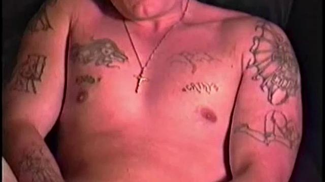 This tattooed hottie arrived to do the shoot, with his blond bowhead girlfriend, who he soon relegated to the living room, while we moved to the bedroom. It wasn't long before he was asking me to suck his cock.