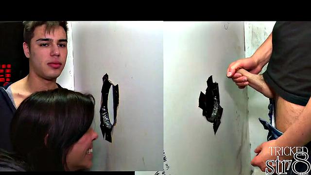 Amateur Stud Fooled at the Gloryhole