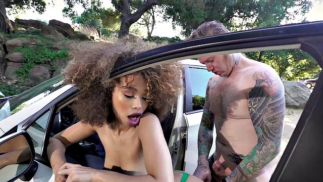 Ebony teen with tattoos fucked hard for car repair after getting outdoors