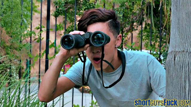 Blonde MILF sidefucked by short guy