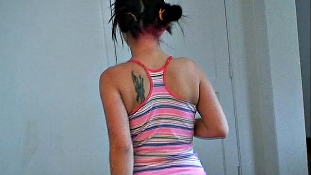 Teen Diana closeup pussy rubbing